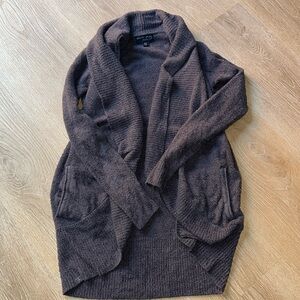 Like new barefoot dreams cozy chic lite cardigan